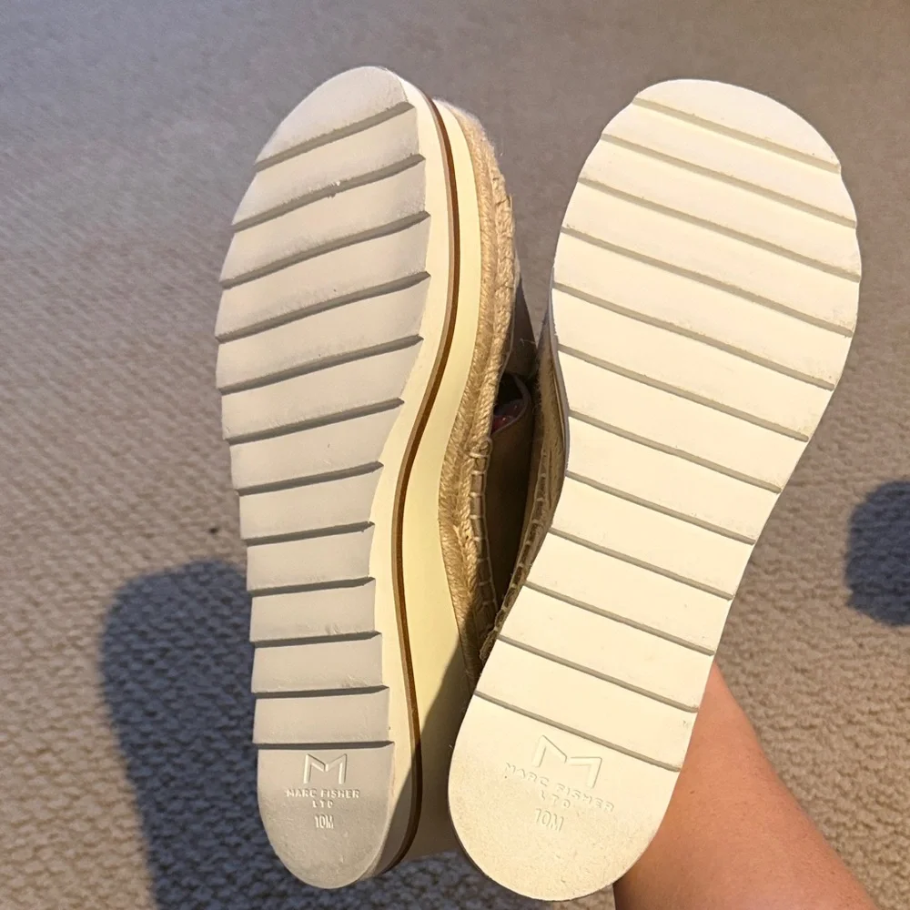 Marc Fisher Platform Sandals - Picture 4 of 5